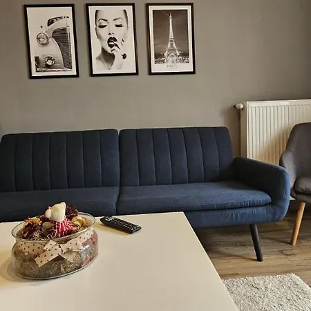 Grenadine Cozy Studio One